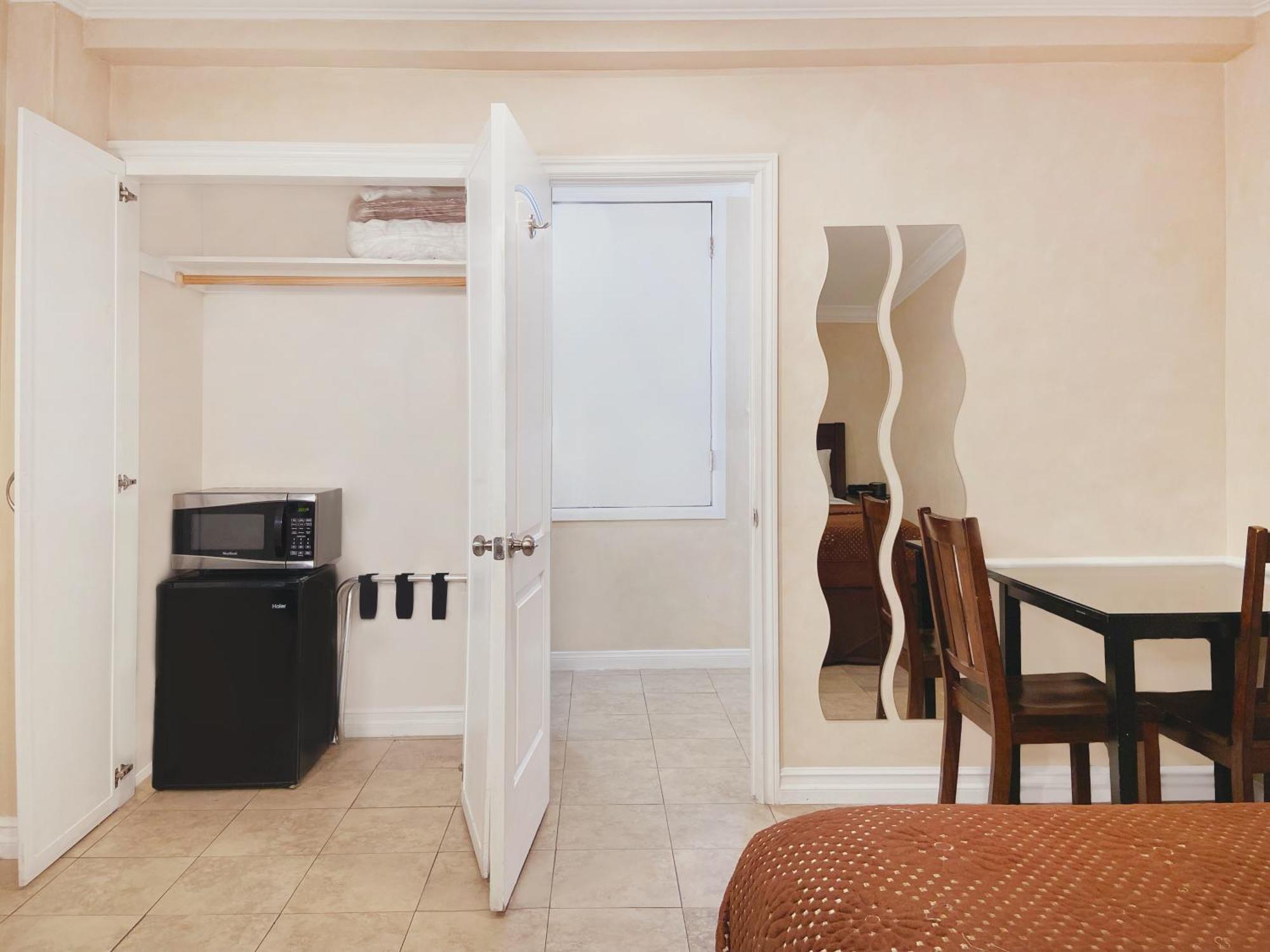 Nite Inn At Universal City - Walking Distance To Universal Studios Hollywood Λος Άντζελες Εξωτερικό φωτογραφία